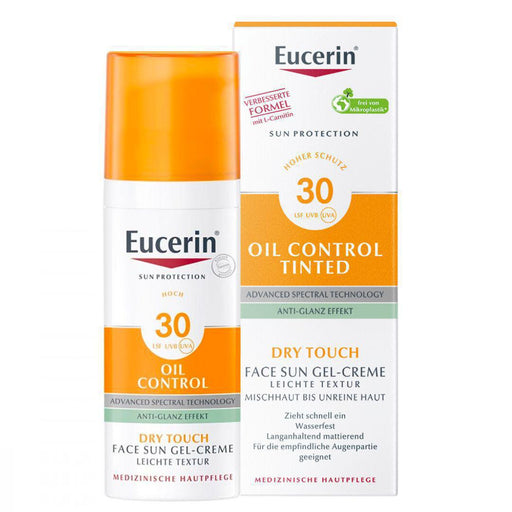 Eucerin's Advanced Spectral Tech offers advanced UVA/UVB protection & HEVIS light defence. Suitable for combination, acne-prone, and oily skins, it absorbs quickly and provides up to 8 hours of anti-shine & is waterproof & sweat-resistant. Tested in hot climates, it protects from sunburn and skin-damage, and its non-comedogenic, non-greasy, non-sticky formula is ideal for the delicate eye area. Unscented, it offers an ultra-light texture with a no-shine finish and can even be used as a make-up base.