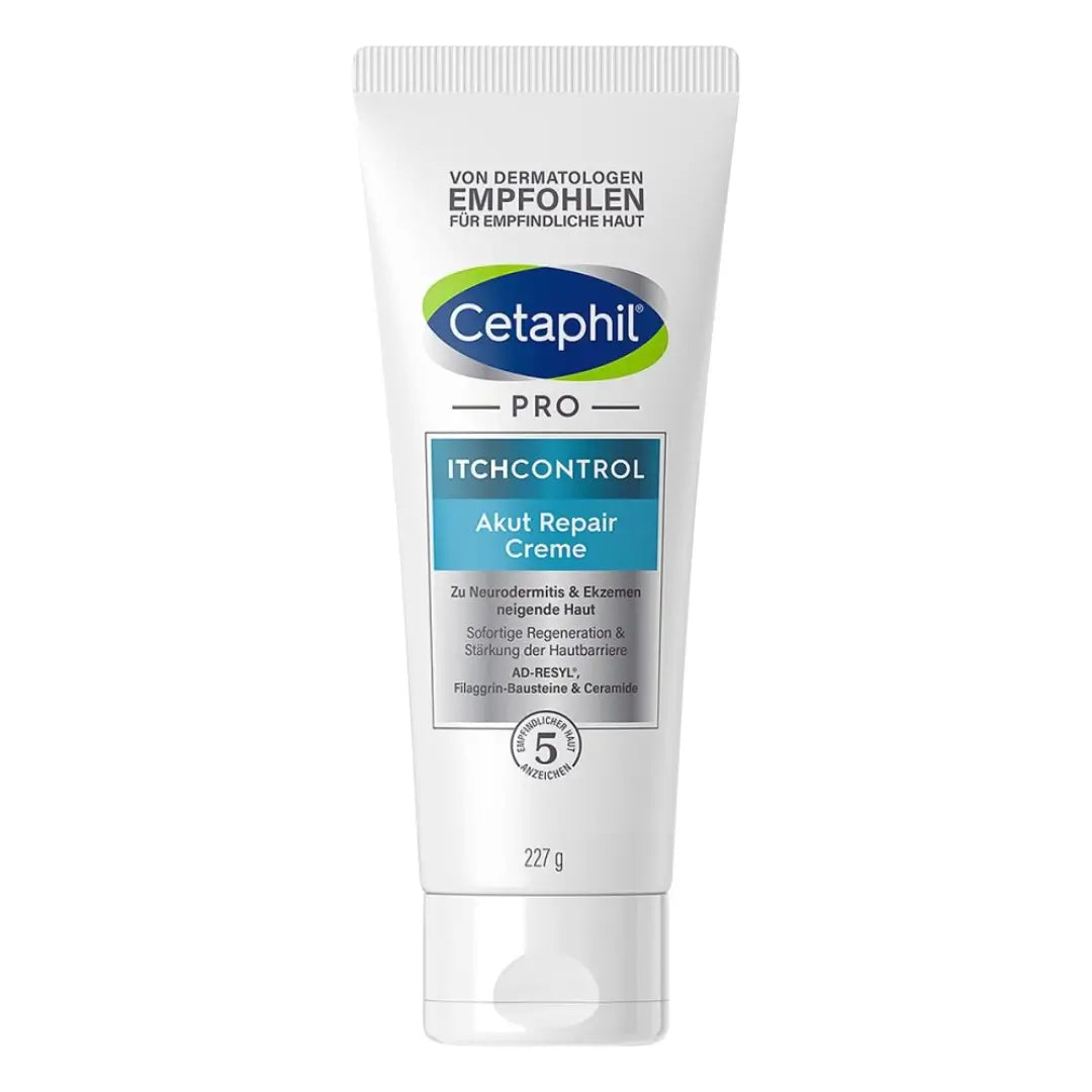 Cetaphil itchControl Akut Repair Creme tube on a white background