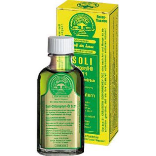 A bottle of SOLI-Chlorophyll-Oil S 21 next to its packaging box.